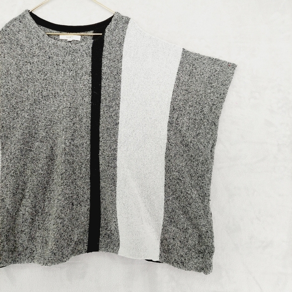 LOFT Ann Taylor Gray White Short Sleeve Poncho Casual Sweaters P3889 - Picture 3 of 9